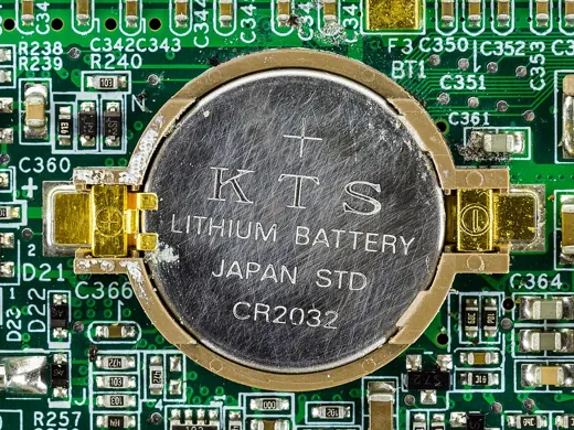 بطارية CMOS — CMOS battery — CR2032
