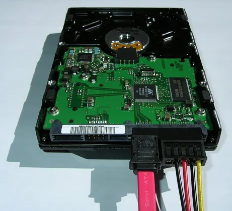 كابلات SATA — SATA cables